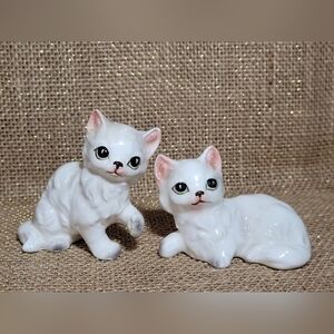 Vintage White Cat Salt & Pepper Shaker Set Original Cork Stopper Japan Japanese‎